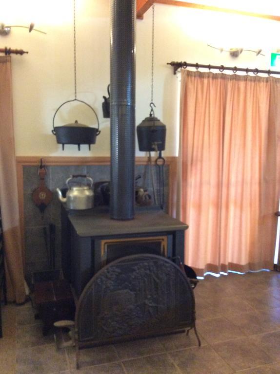 Enderslie House Bed & Breakfast Muchea Buitenkant foto