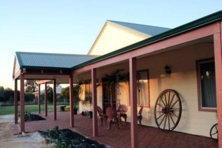 Enderslie House Bed & Breakfast Muchea Buitenkant foto